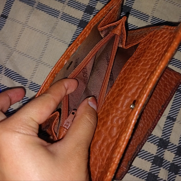 Wallet - Picture 11 of 12